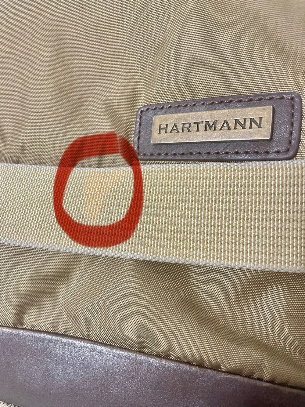 Hartmann tan messenger